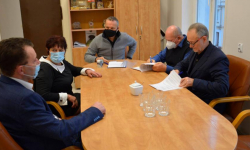 Za kilka miesięcy w Mieczkowie ma być gotowy nowy chodnik i zatoka autobusowa