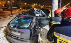 Średzki policjant po służbie pomógł poszkodowanemu w zdarzeniu drogowym