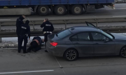 Pościg za bmw zakończony policyjną blokadą A4 w Kostomłotach