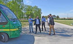 Spacer po Chomiąży z Marcinem Matyją i burmistrzem Środy Śląskiej Adamem Rucińskim