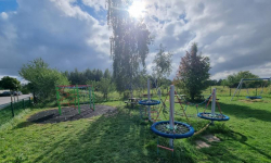 Na terenie gminy Miękinia doposażono 17 placów zabaw