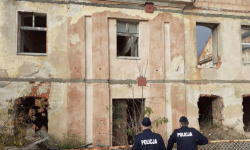 Średzka policja prowadzi "Akcję Zima". Funkcjonariusze sprawdzają pustostany