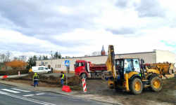 Parking przy świetlicy wiejskiej i odwodnienie boiska w Kwietnie