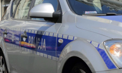 Poszukiwany, na zakazie i samochodem niedopuszczonym do ruchu