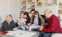 Karta dużej rodziny i karta seniora. Nowe programy dla mieszkańców gminy Miękinia. Zostań partnerem!