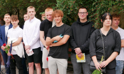 Uroczystymi apelami zakończył się dzisiaj rok szkolny 2022/2023