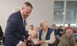 Opaski bezpieczeństwa wręczono seniorom z gminy Miękinia