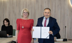 I sesja Rady Miejskiej Miękini. Nowi radni i burmistrz złożyli ślubowania