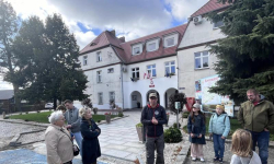 Spacer po Kostomłotach z historią w tle