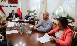 Podpisano umowę na budowę placu zabaw przy Klubie Malucha „Bajkowa Chatka” w Udaninie!