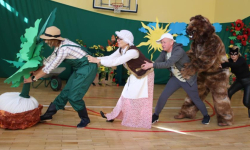 Dzień Edukacji Narodowej w Szkole Podstawowej im. Jana Pawła II w Ujeździe Górnym