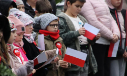 Obchody Święta Niepodległości w Szkole Podstawowej w Ujeździe Górnym