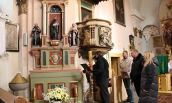 Odbiory prac w parafii w Piekarach oraz kościele w Lusinie