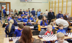 Warcabiści z całej Polski ponownie spotkali się w Środzie Śląskiej