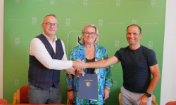 Nowa sala konferencyjna w Starostwie. Podpisano umowę na remont