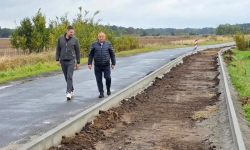 Trwa przebudowa drogi Księginice – Gąsiorów – Głoska