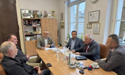 Umowa na remont drogi w Różanej podpisana