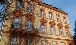 Zakończono remont elewacji frontowej budynku przy ul. Wrocławskiej 15 w Środzie Śląskiej