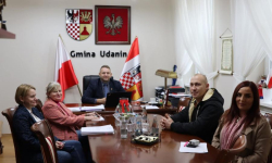 W Ujeździe Górnym powstanie aktywny plac zabaw przy klubie dziecięcym