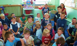 Policja i SpongeBob z wizytą w szkole