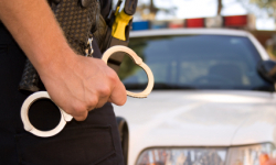 Dwóch pobitych policjantów trafiło do szpitala