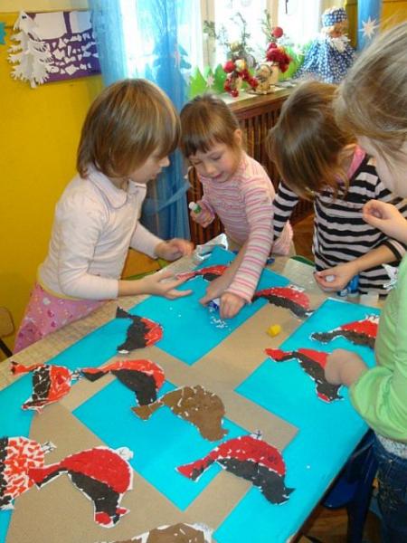 Przedszkolaki pamiętają o ptakach