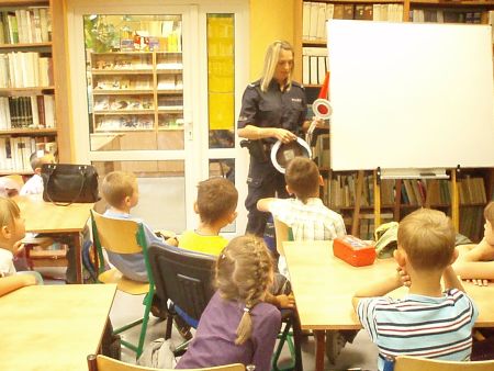  Policyjne spotkania z pierwszakami