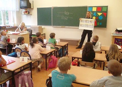  Policyjne spotkania z pierwszakami