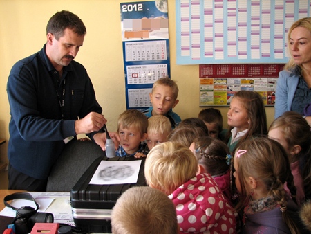 Zwiedzanie aresztu w Środzie Śląskiej