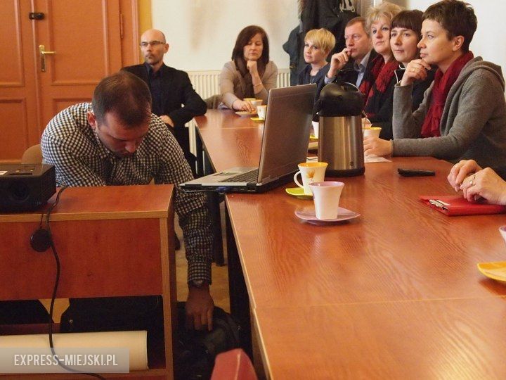 Spotkanie w starostwie z vipami