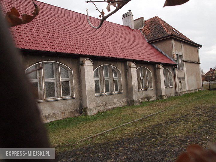 stara sala gimnastyczna w podstawówce