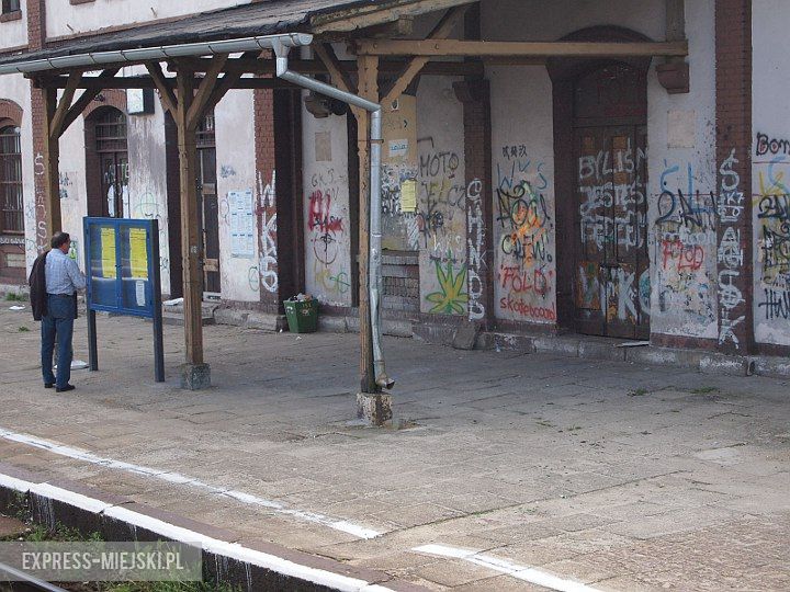 Kolej wyburzy rudery