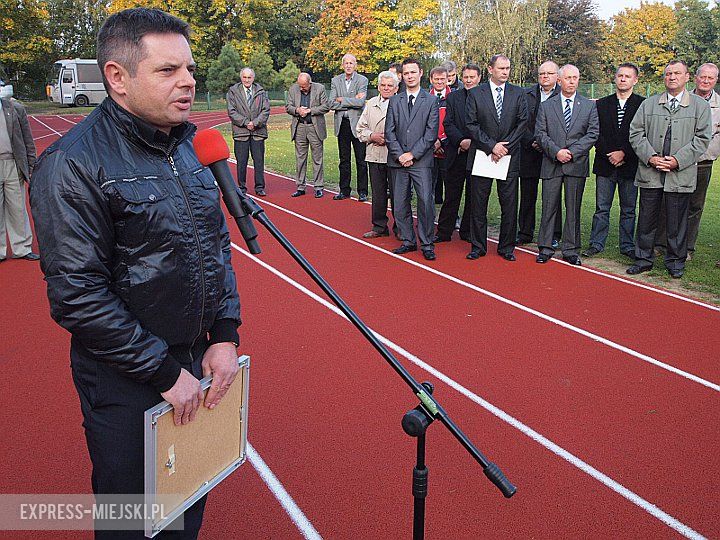 Otwarcie nowej bieżni i zawody sportowe