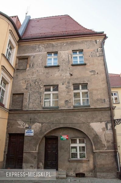 Muzuem w Środzie Śląskiej z odnowionym dachem