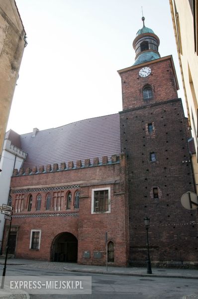 Muzuem w Środzie Śląskiej z odnowionym dachem