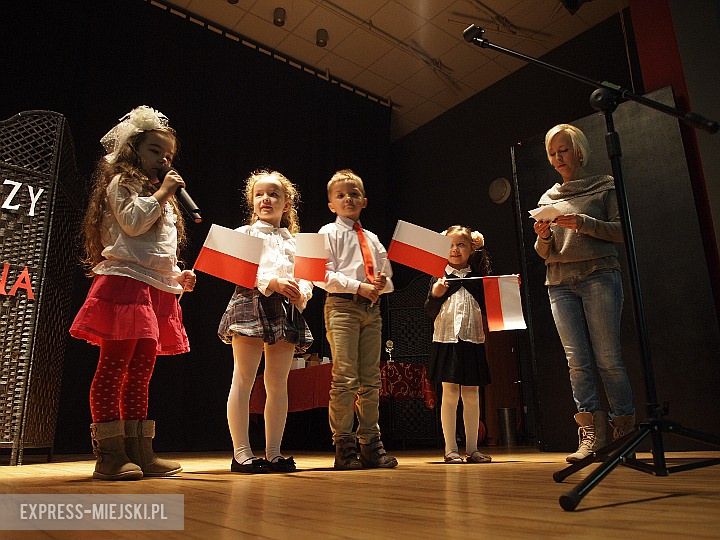 Patriotyczny konkurs w domu kultury