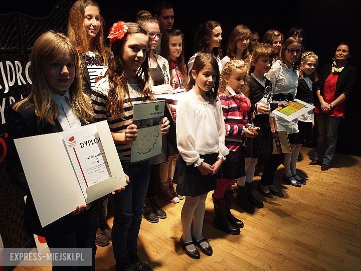 Patriotyczny konkurs w domu kultury