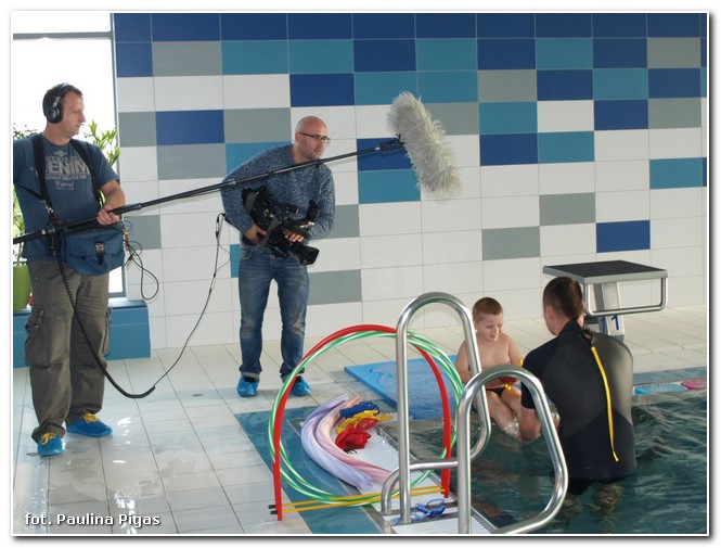 TVN w Średzkim Parku Wodnym podczas zajęć Maćka