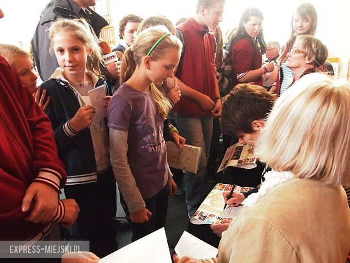 Spotkanie olimpijczyków w szkole w Szczepanowie w 2001 roku