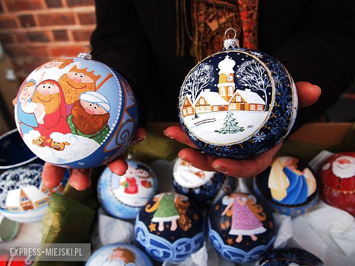 Kiemasz przed muzeum 