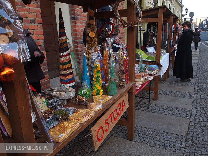 Kiemasz przed muzeum 