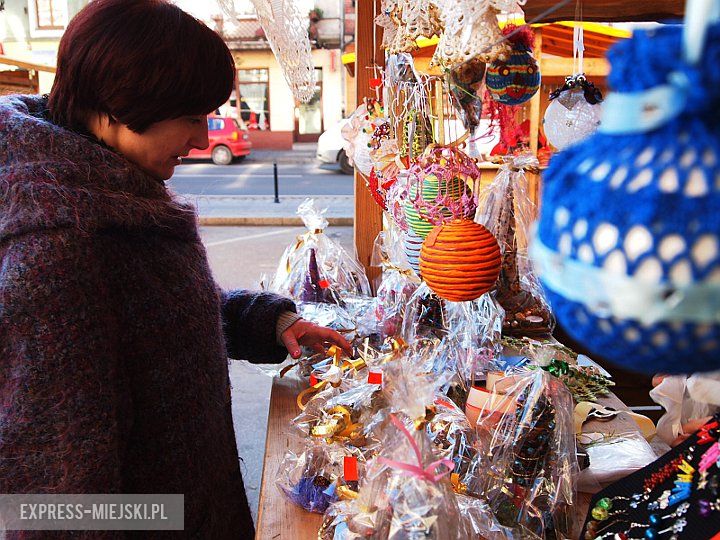 Jarmark przed kościołem św. Andrzeja