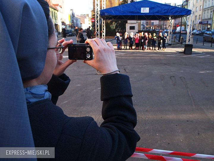 Jarmark przed kościołem św. Andrzeja