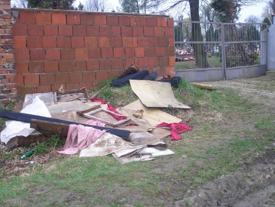 Cmentarz czy śmietnik