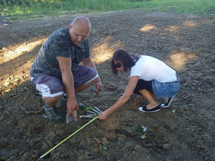 Sprzątanie parku i zakup nowych ławek