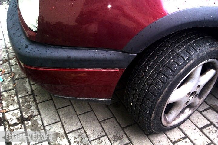 Zdjęcie samochodu, który potrącił panią Ewę