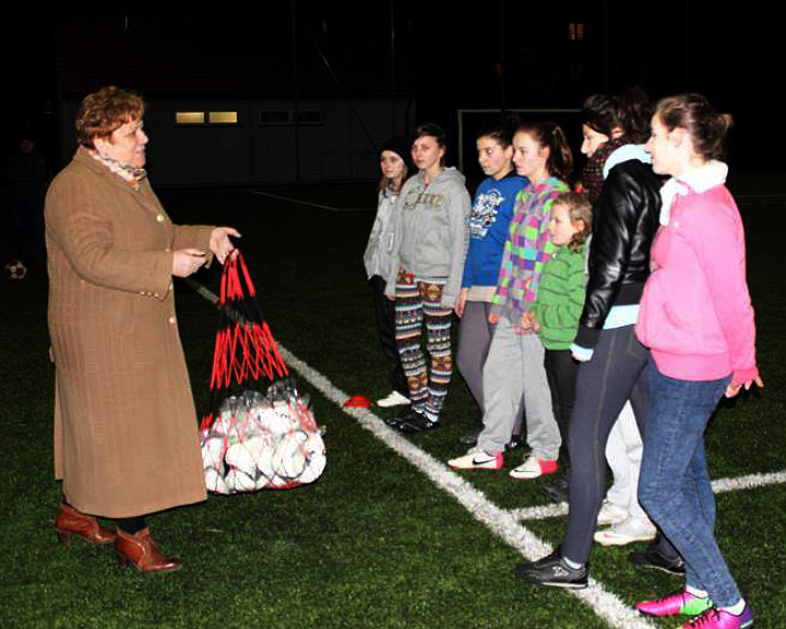 W najbliższym czasie drużyna otrzyma również stroje sportowe