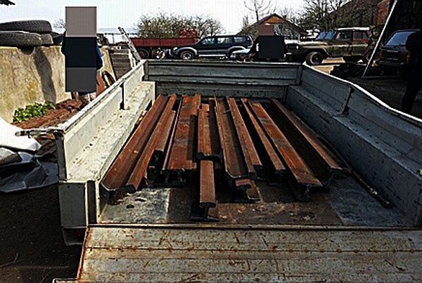 Kradzione tory znaleziono na posesji 