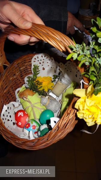 Święcone koszyczki wielkanocne