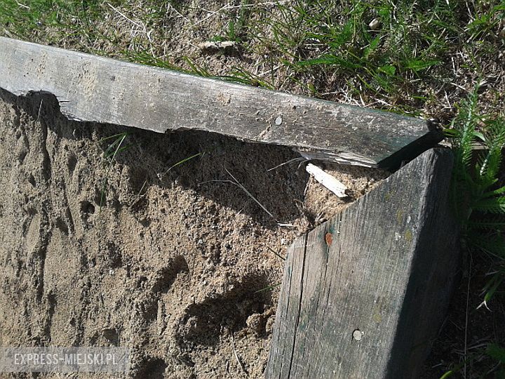 Plac zabaw w Ujeździe Dolnym